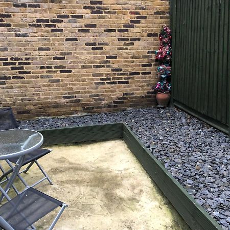 Modern Apartment In Twickenham Highstreet Екстериор снимка